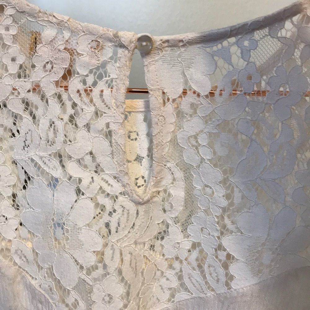 ‎Blouse with embroidery throughout - Picture 6 of 6